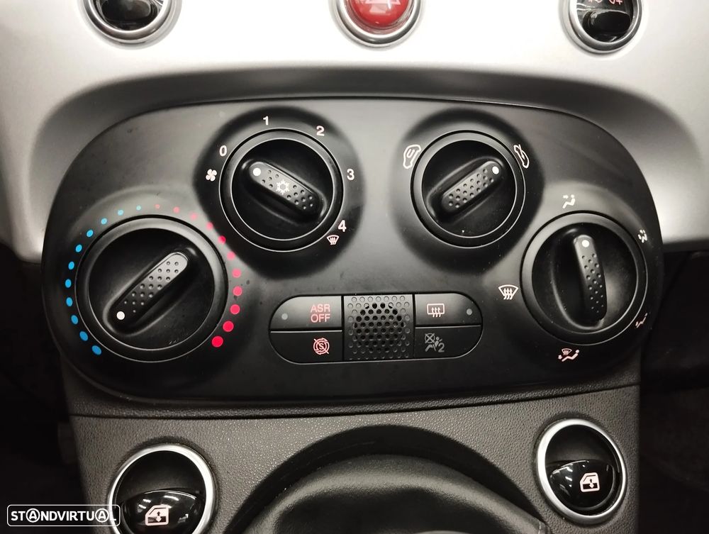 Fiat 500C 1.0 Hybrid Connect - 28