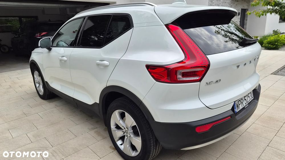 Volvo XC 40 T4 Momentum - 5
