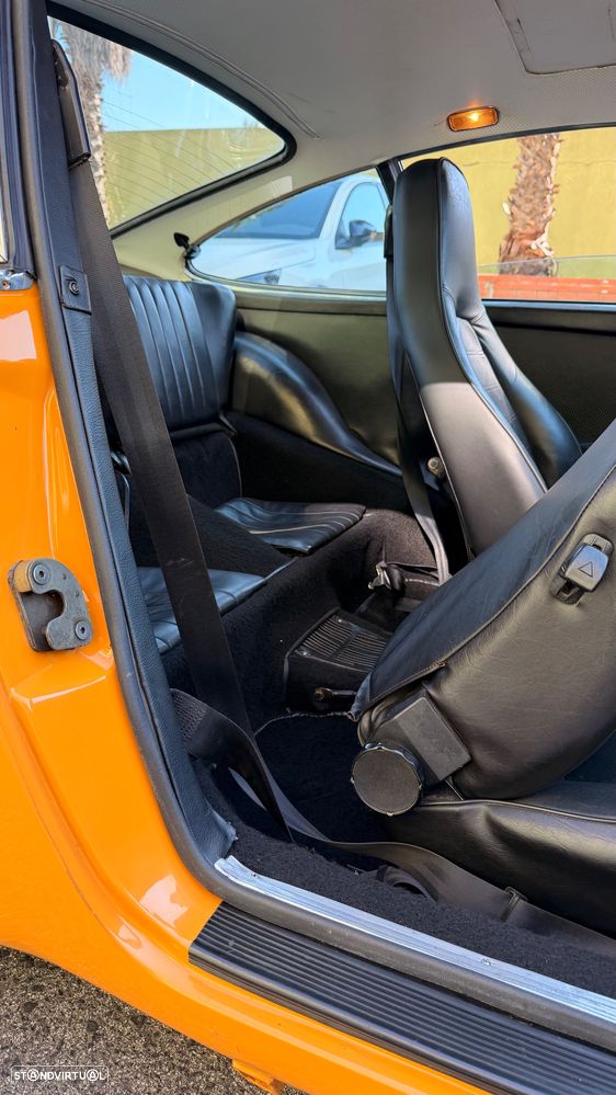 Porsche 911 Série F - 39