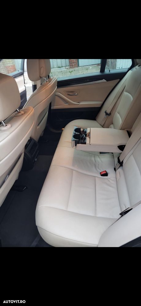 BMW Seria 5 520d - 7