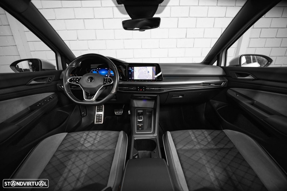 VW Golf Variant 2.0 TDi R-Line DSG - 34