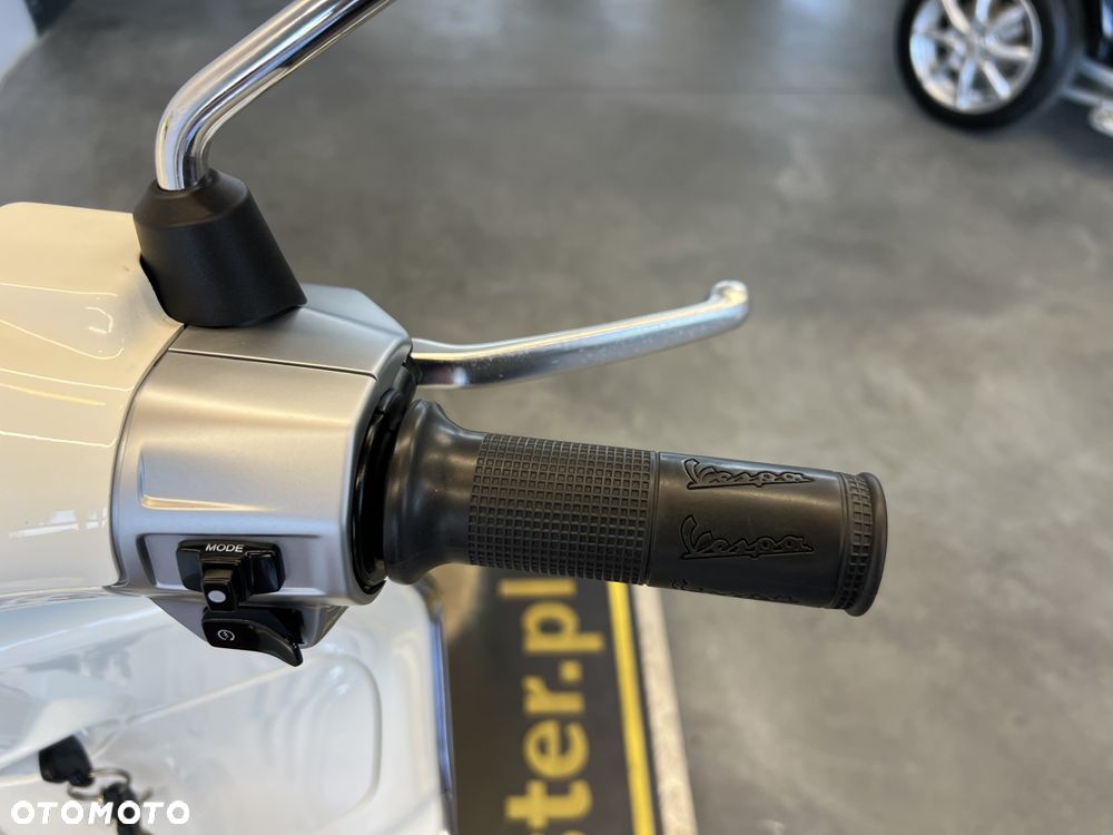 Vespa Primavera - 18