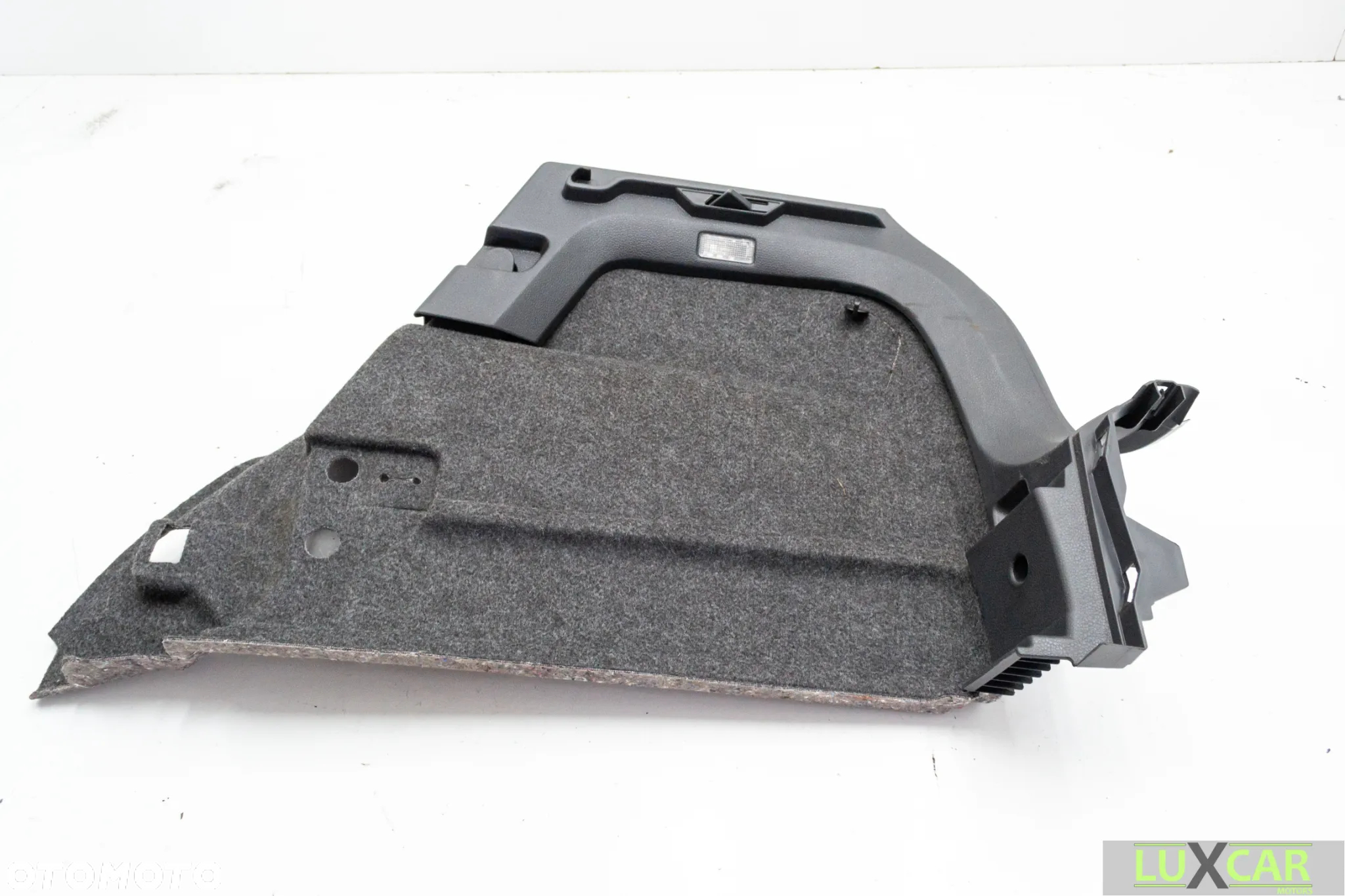 VW POLO 6R GTI BOCZEK TAPICERKA BAGAŻNIKA 6R6867761E 6R6867762H GORLICE - 9