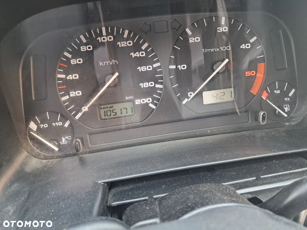 Volkswagen Caddy Mixt - 3