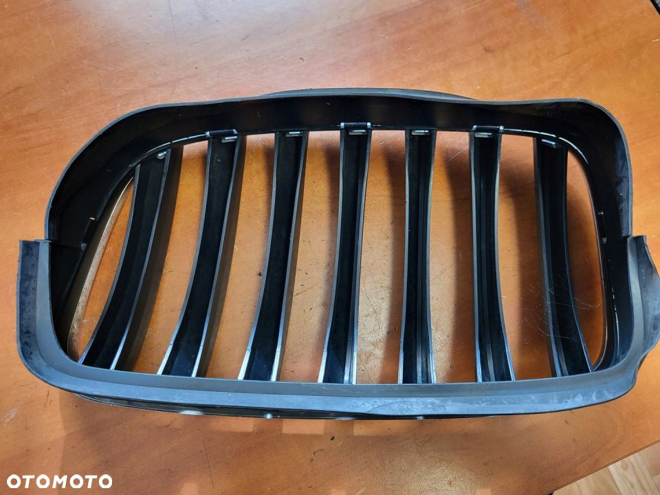 ATRAPA NERKA GRILL BMW E70 X5 PRAWA 7171396 - 2