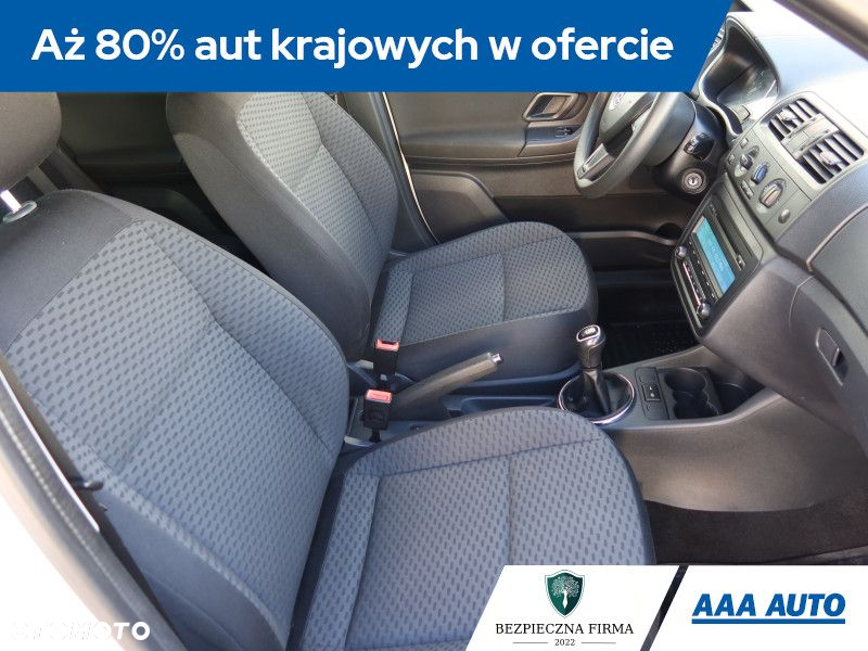 Skoda Fabia - 10