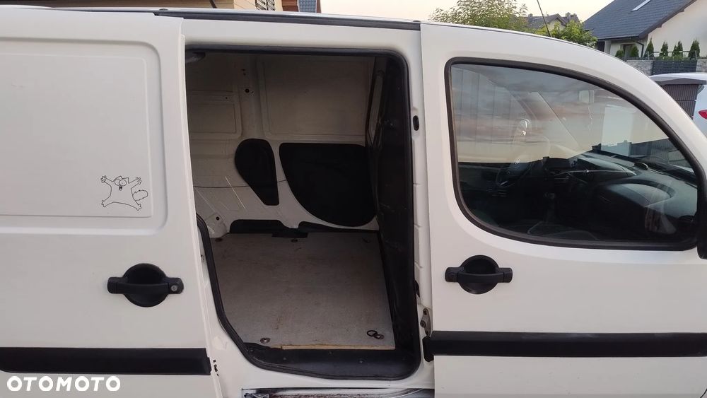 Fiat Doblo 1.9 JTD SX - 22