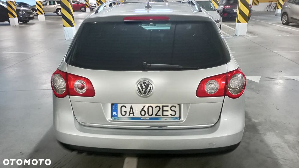Volkswagen Passat 1.9 TDI Comfortline - 3
