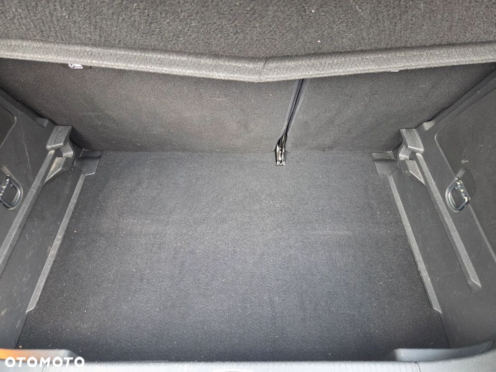 Opel Corsa 1.4 drive - 18