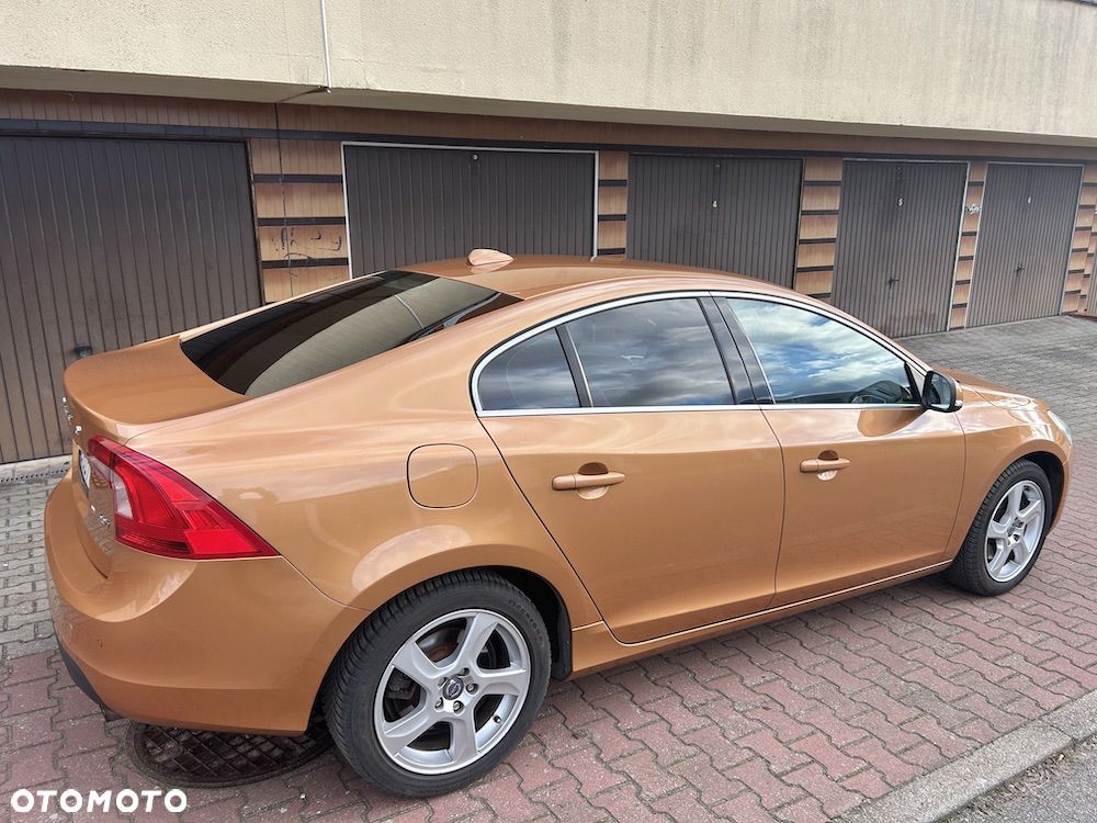 Volvo S60 - 14