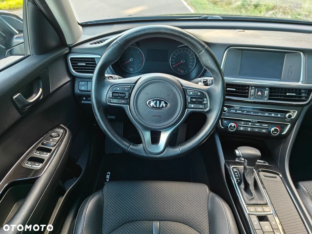 Kia Optima 1.7 CRDI DCT Business Supreme - 24