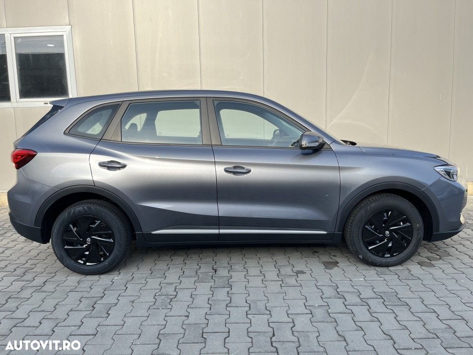MG ZS HEV - 10