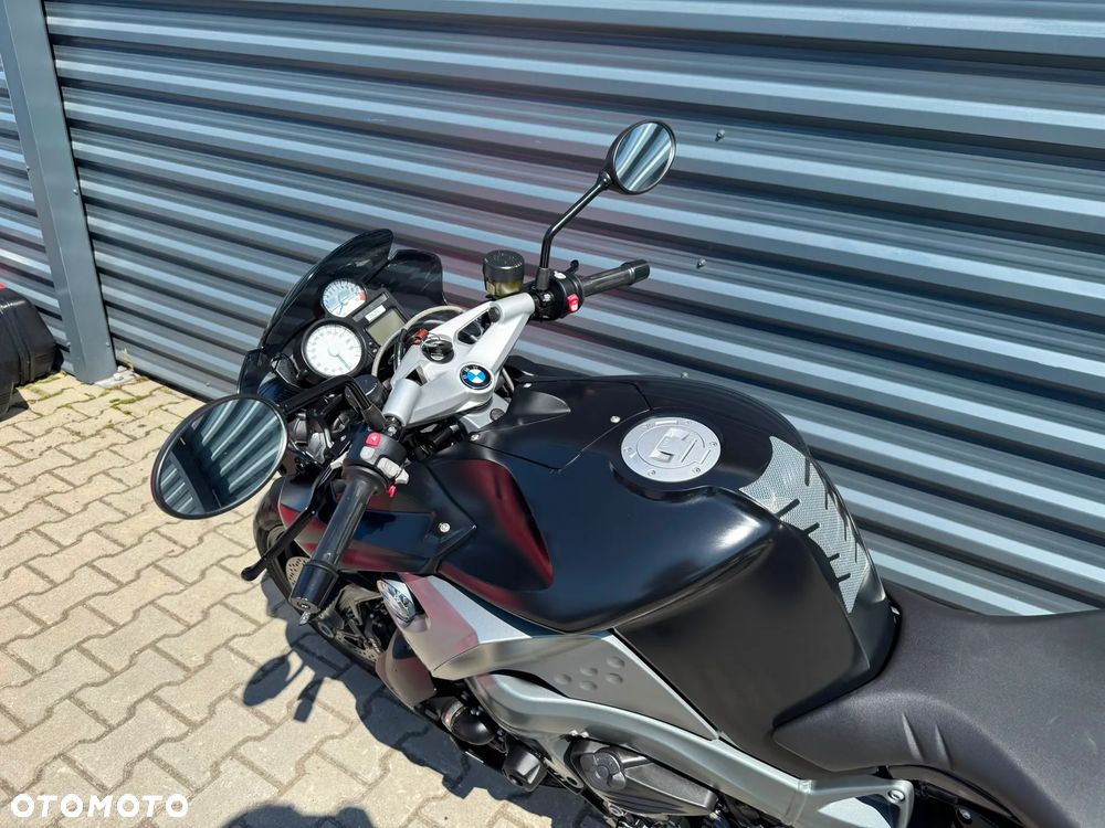 BMW K - 9
