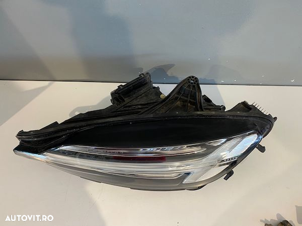 Far stanga FULL LED VOLVO V60CC V60 2019+ - 2
