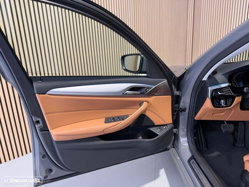 BMW 520 e Aut. Luxury Line - 8