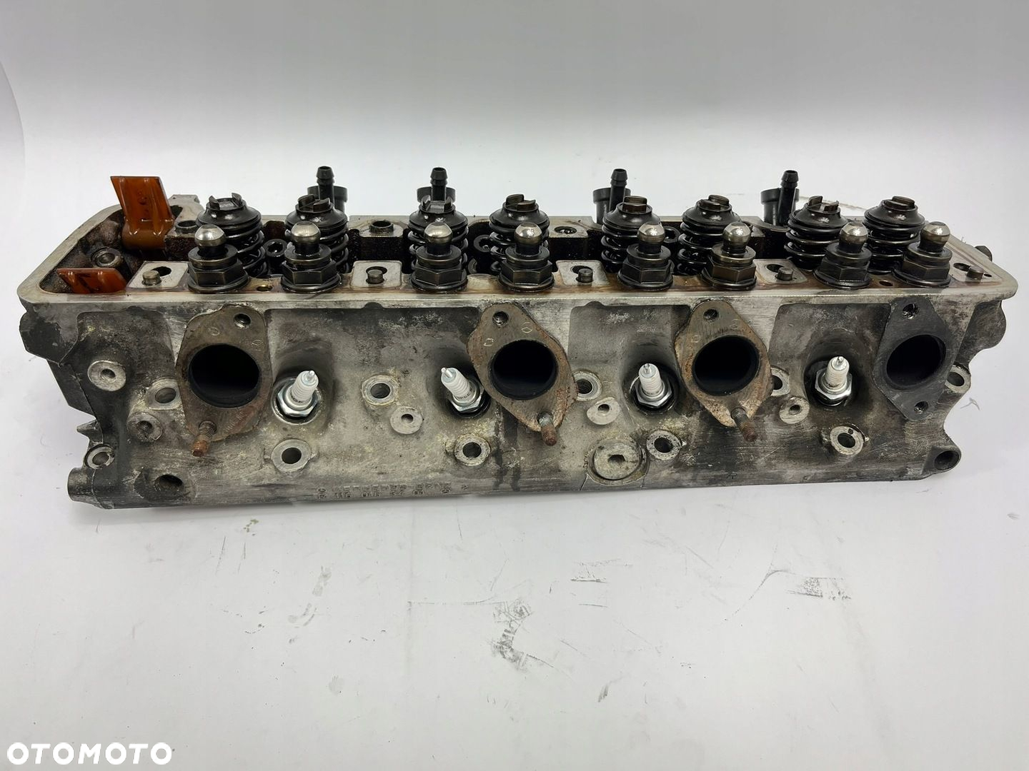 GŁOWICA SILNIKA CYLINDRÓW MERCEDES W126 380 V8 R107 M116 M117 1160163401 - 2