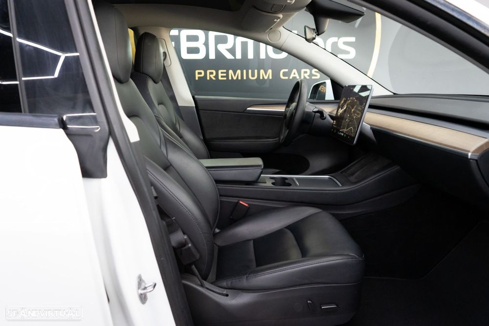 Tesla Model Y RWD - 7
