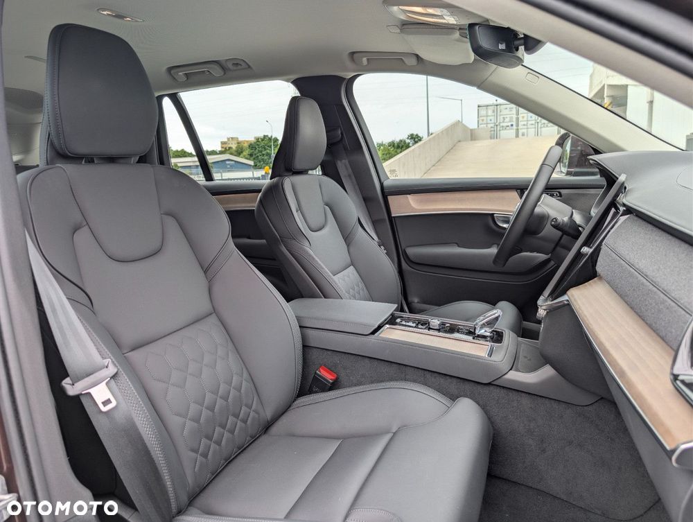 Volvo XC 90 B5 B AWD Plus Bright - 27