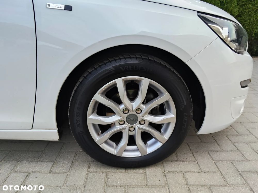 Peugeot 308 1.6 BlueHDi Active S&S - 9