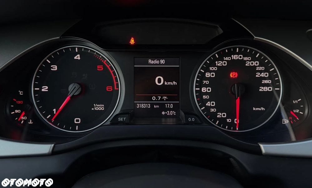 Audi A4 Avant 2.0 TDI DPF quattro Ambition - 12