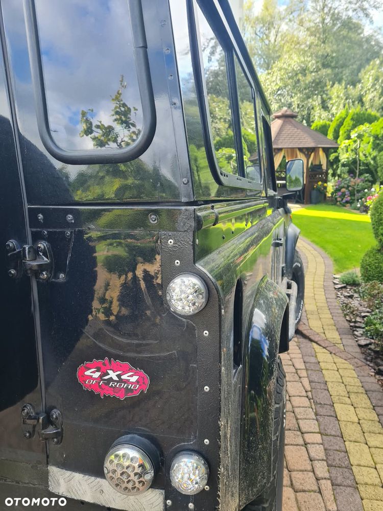 Land Rover Defender 2.5 TD5 - 3