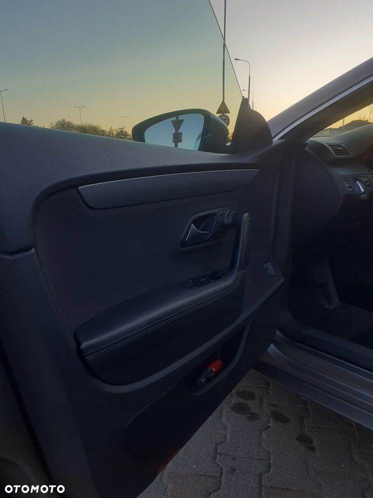 Volkswagen Passat CC 1.8 TSI DSG - 15