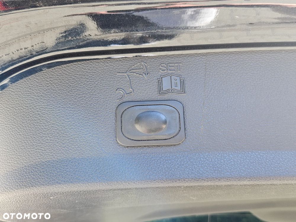 Ford Kuga 2.0 TDCi 4x4 Titanium - 24