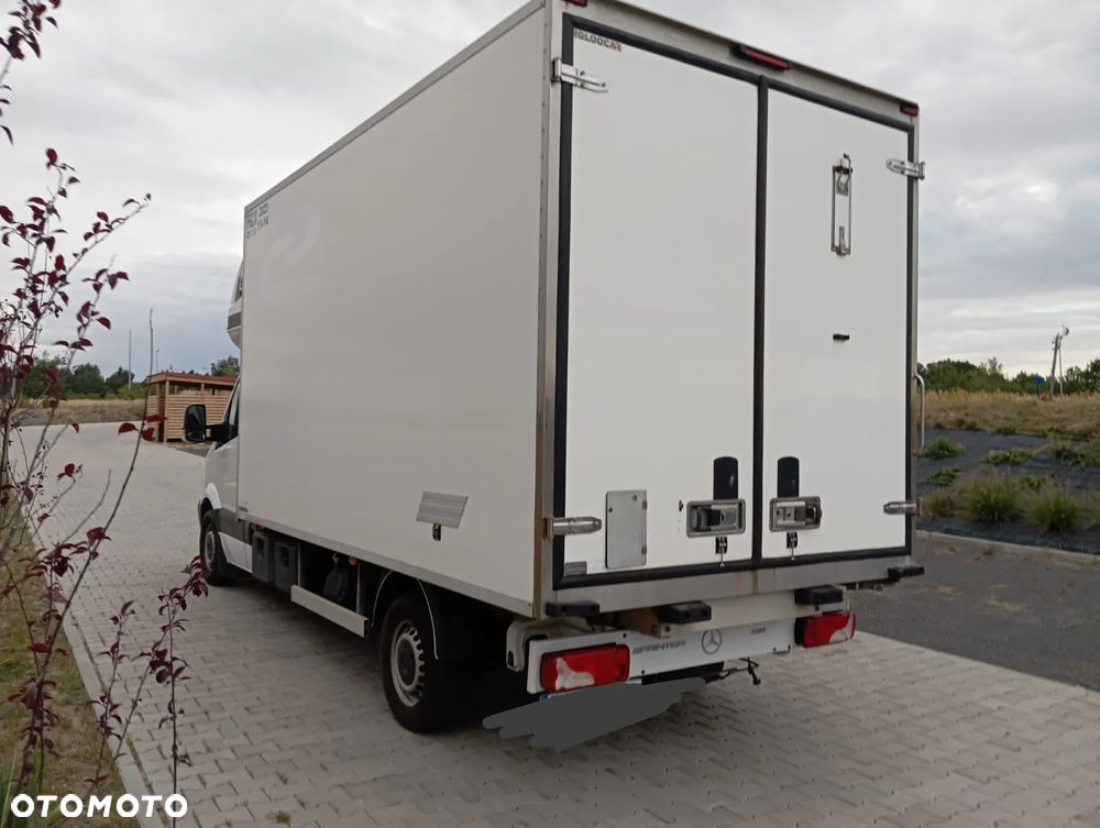 Mercedes-Benz Sprinter - 5