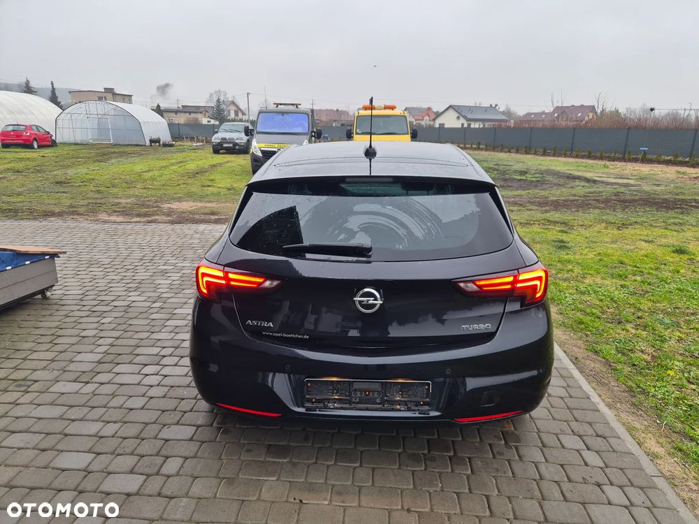 Opel Astra 1.4 Turbo Business - 12