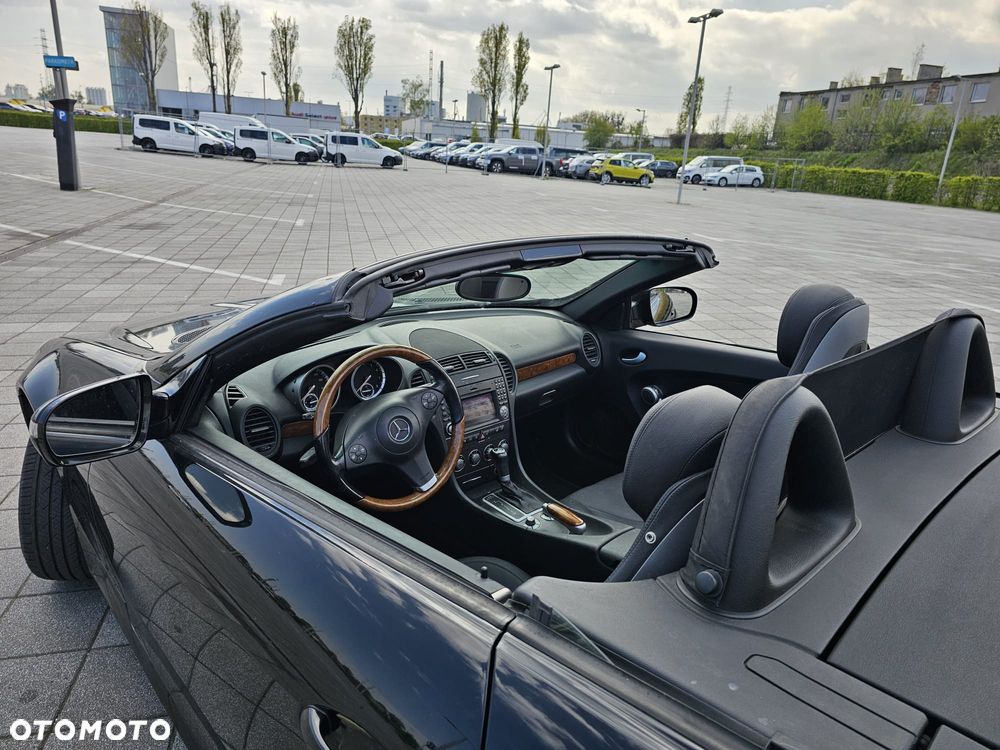 Mercedes-Benz SLK 300 7G-TRONIC 2LOOK Edition - 7