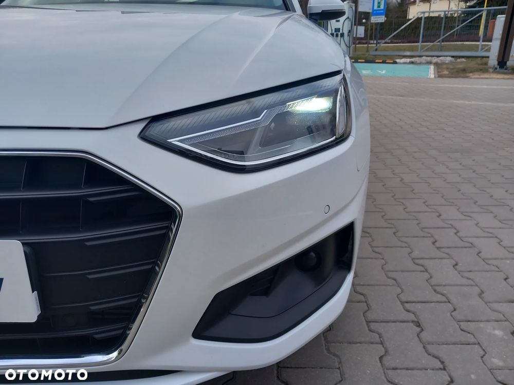 Audi A4 Avant 35 TFSI S tronic - 31