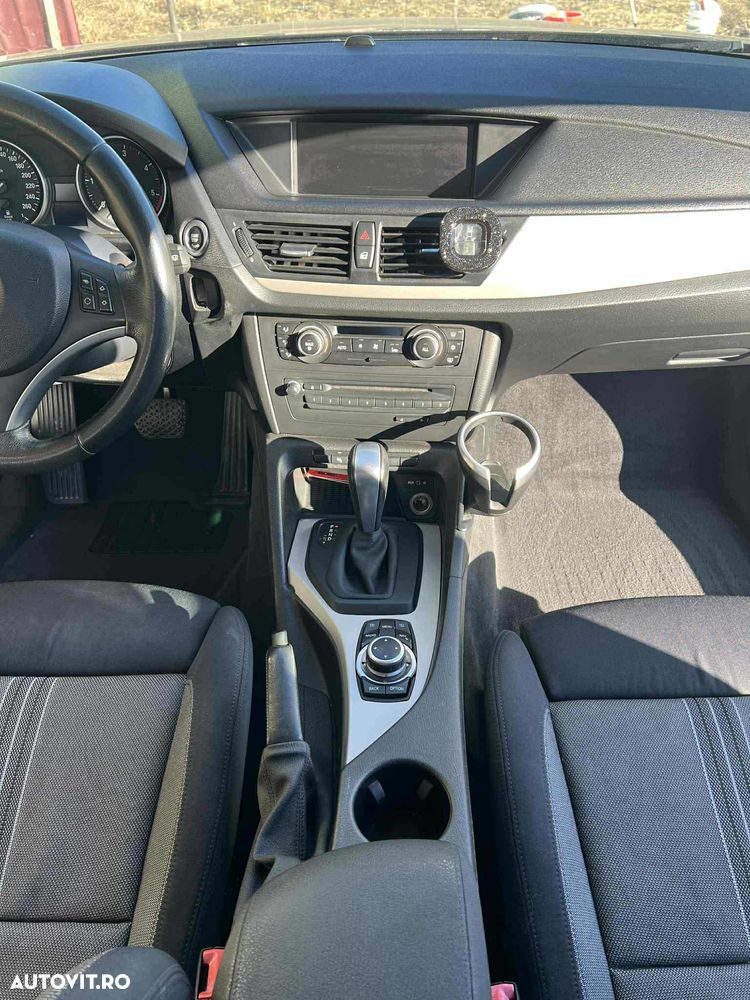 BMW X1 2010 — imagine 15