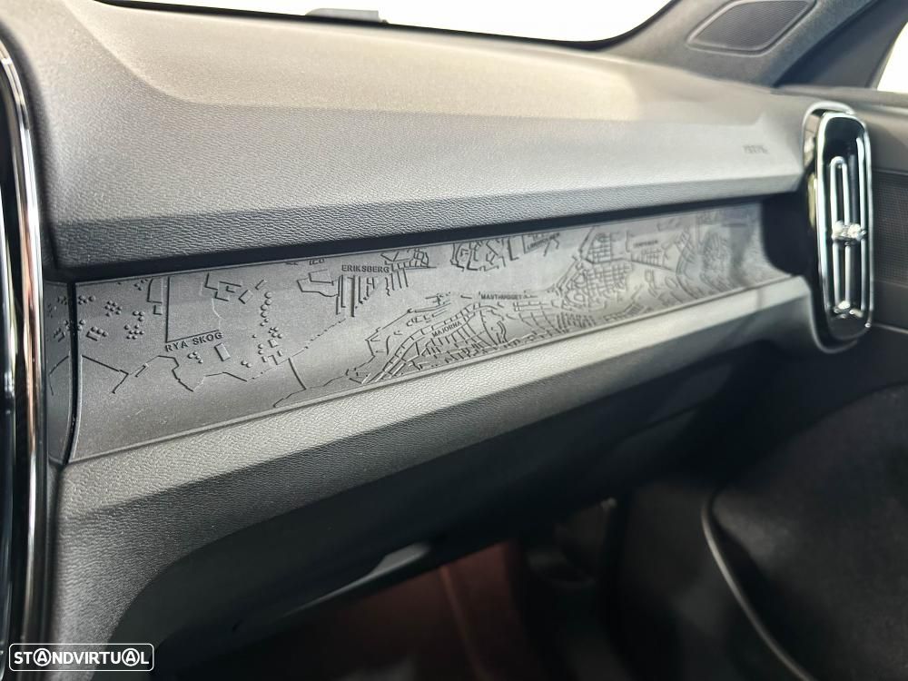 Volvo C40 Recharge Single Motor Plus - 21