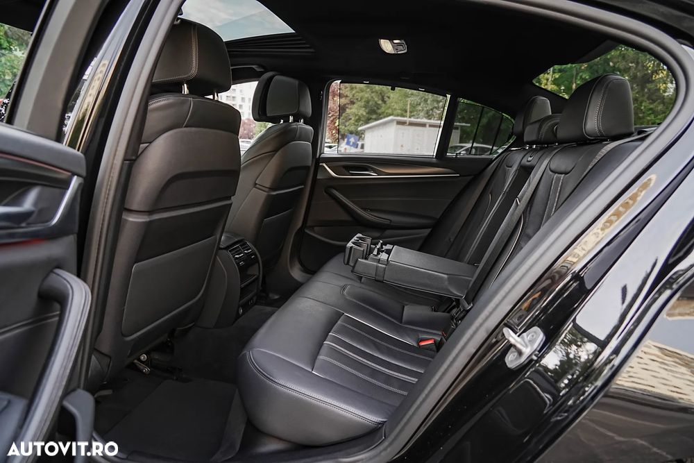 BMW Seria 5 530e Aut. M Sport Edition - 23