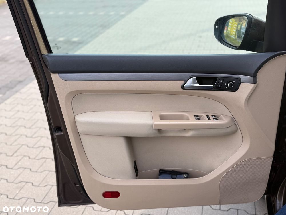 Volkswagen Touran 1.6 TDI DPF Cross - 15