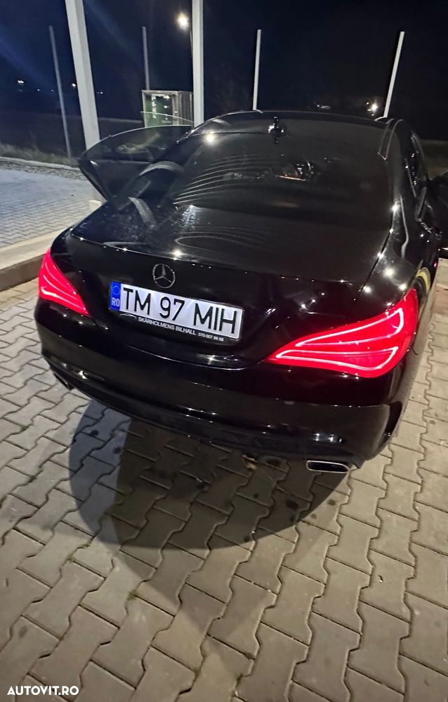 Mercedes-Benz CLA Shooting Brake 220 (CDI) d 4Matic 7G-DCT AMG Line - 1