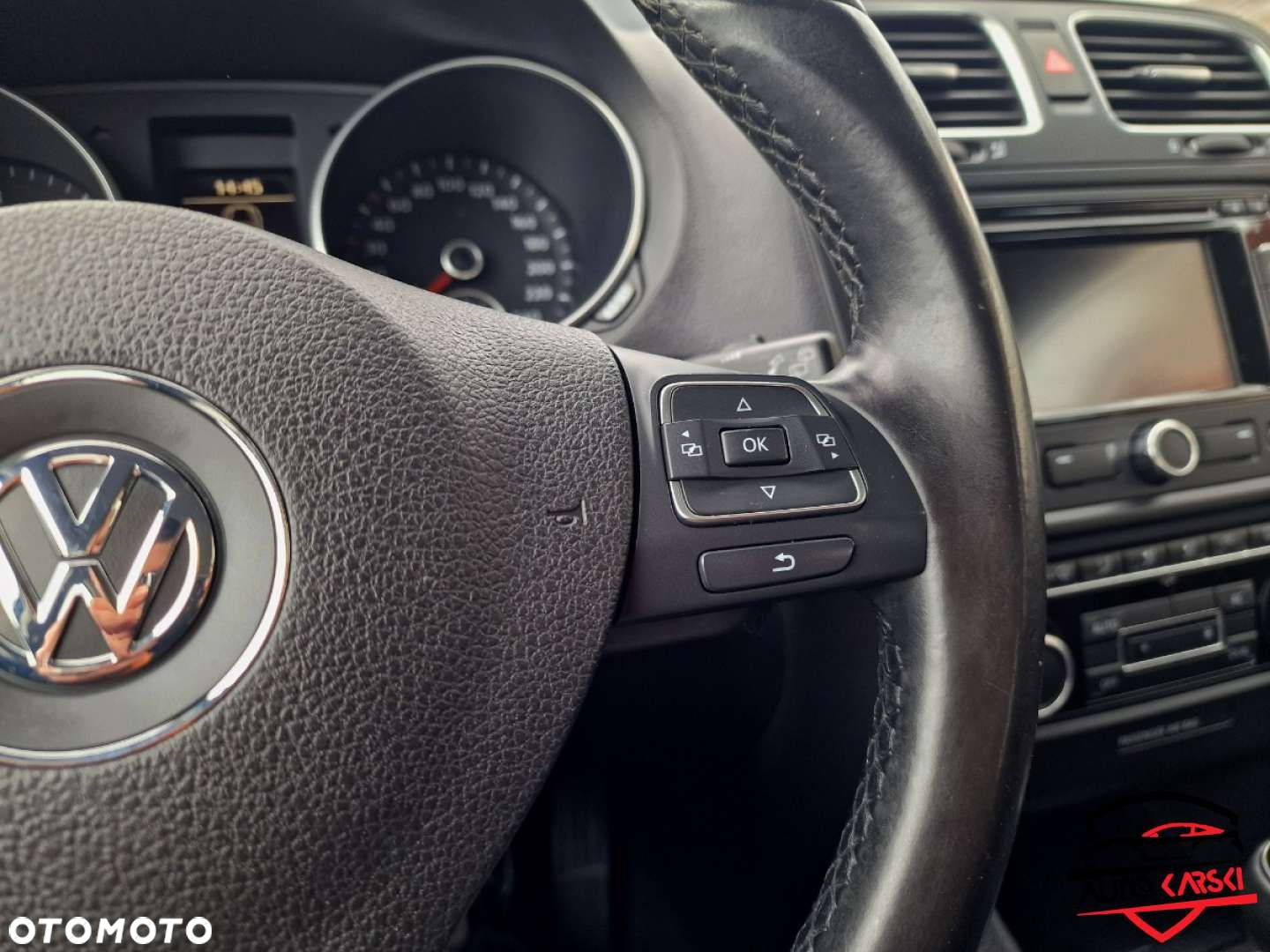 Volkswagen Golf - 34