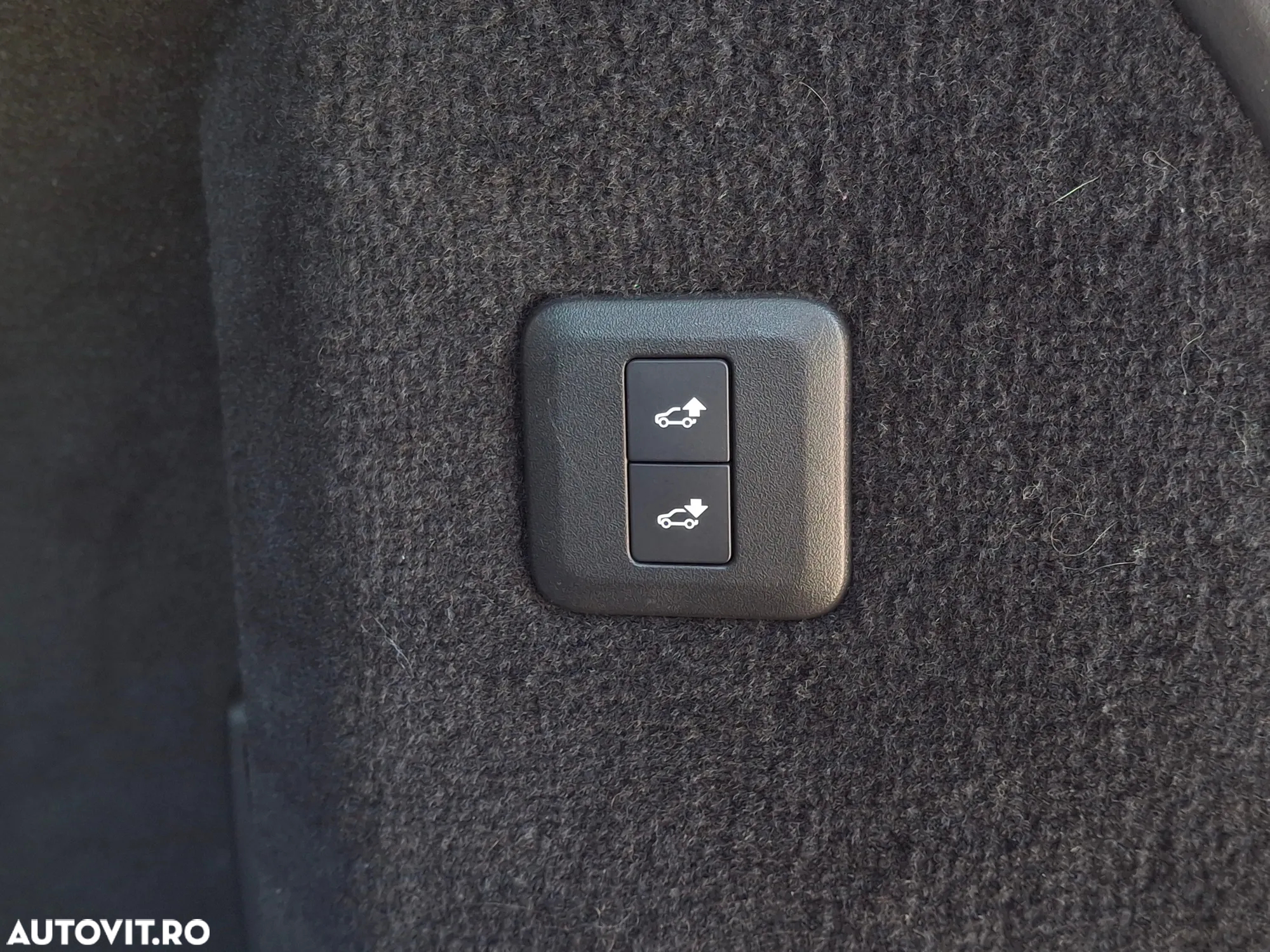 Land Rover Range Rover Sport - 38