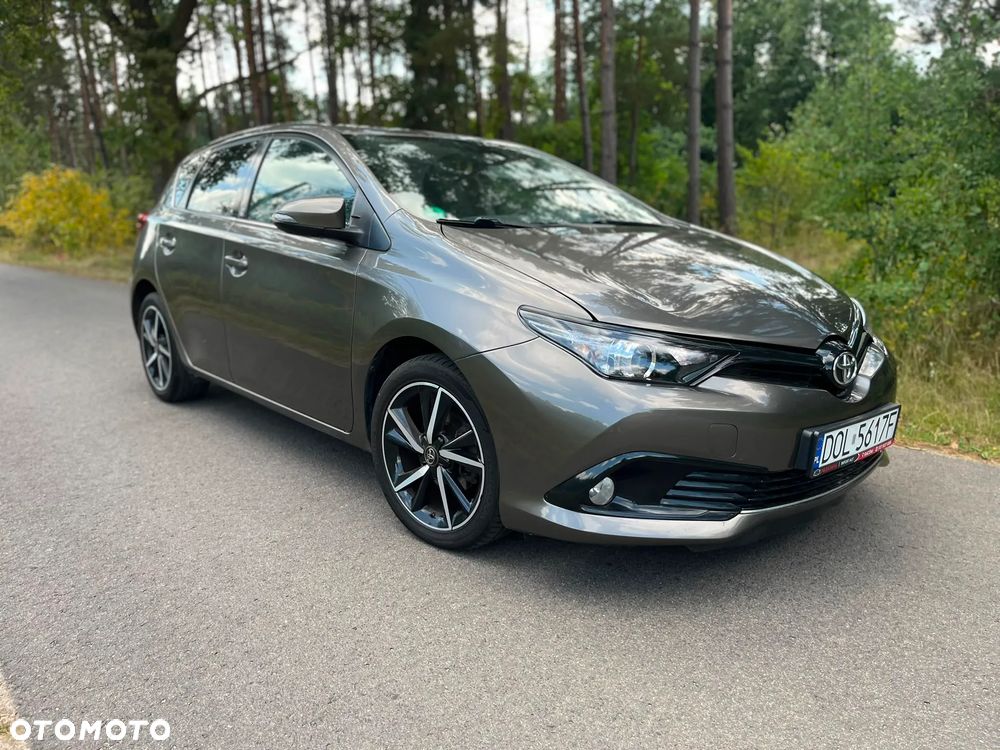 Toyota Auris 1.2 T Selection MS - 9