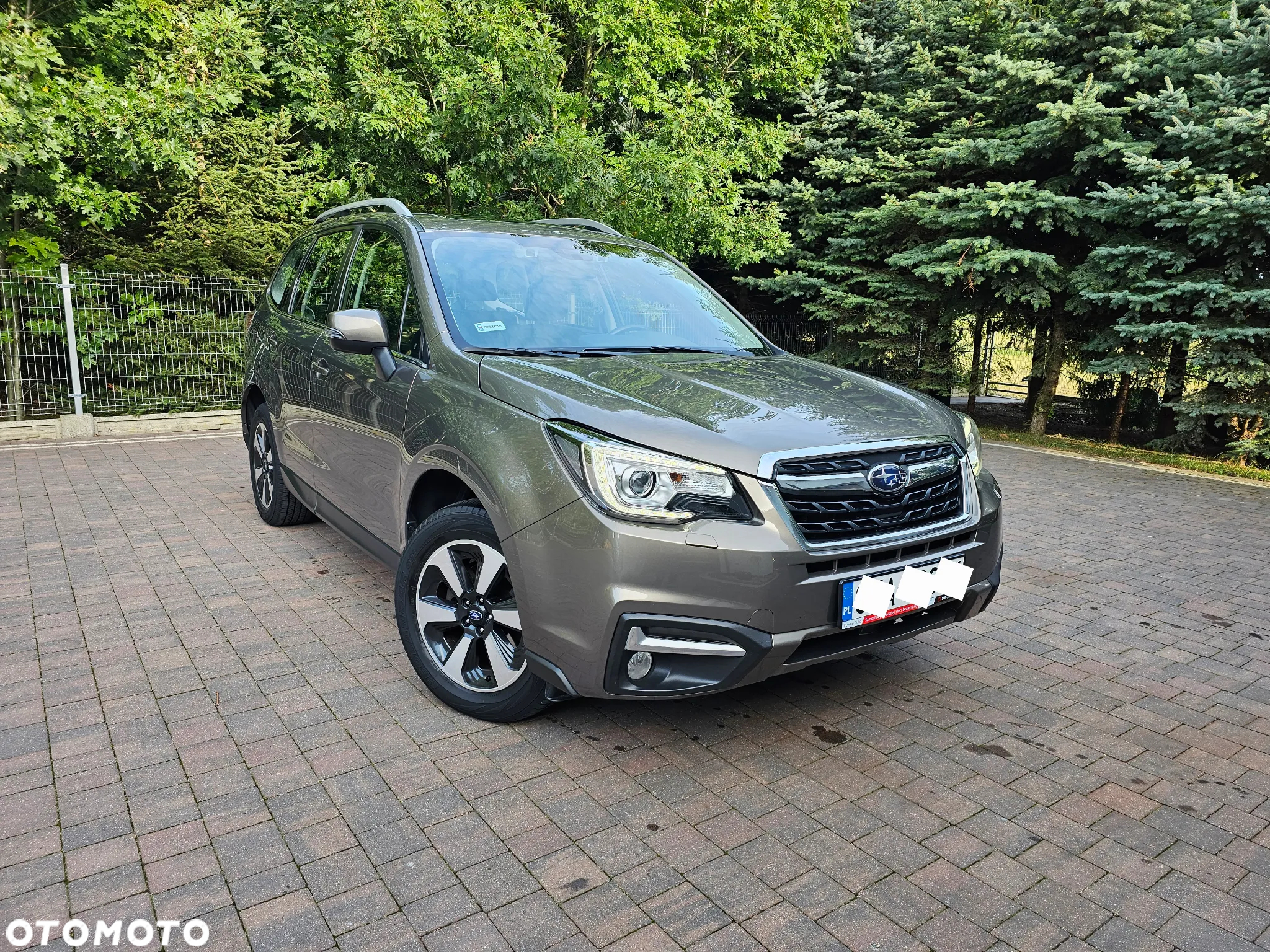 Subaru Forester 2.0 i Exclusive Lineartronic - 2