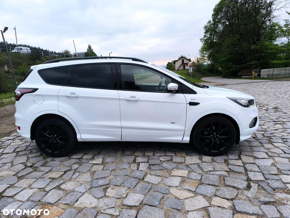 Ford Kuga 2.0 TDCi 4x4 ST-Line - 3