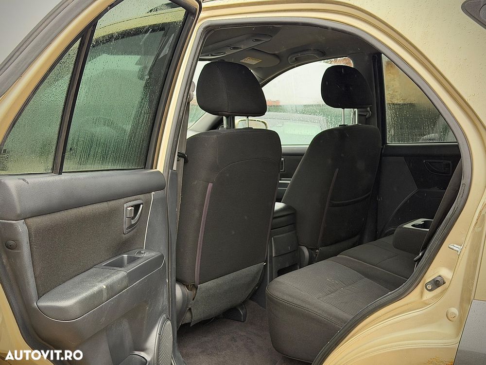 Kia Sorento 2.5 CRDi VGT EX - 14