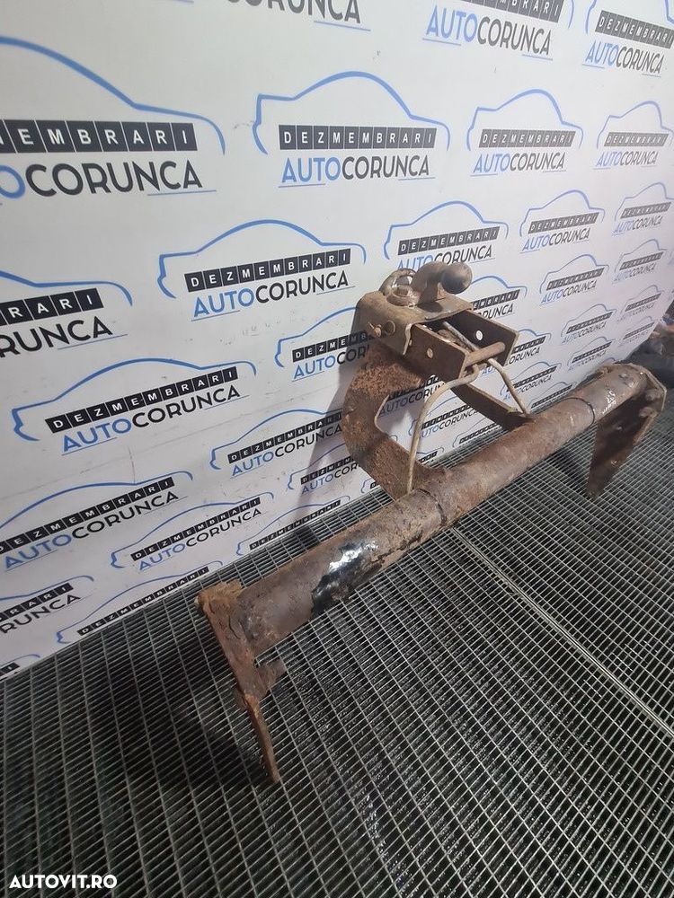 Carlig remorcare Ford Ranger II Facelift 2009 - 2011 SUV 4 Usi (937) - 4