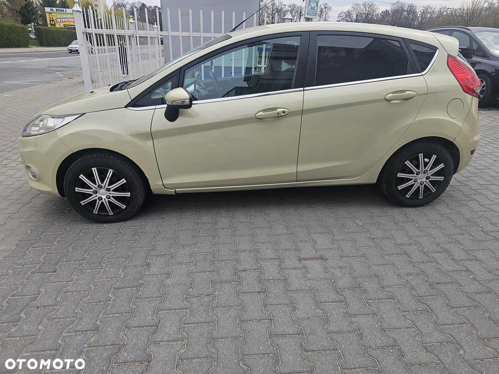 Ford Fiesta 1.4 Titanium - 2