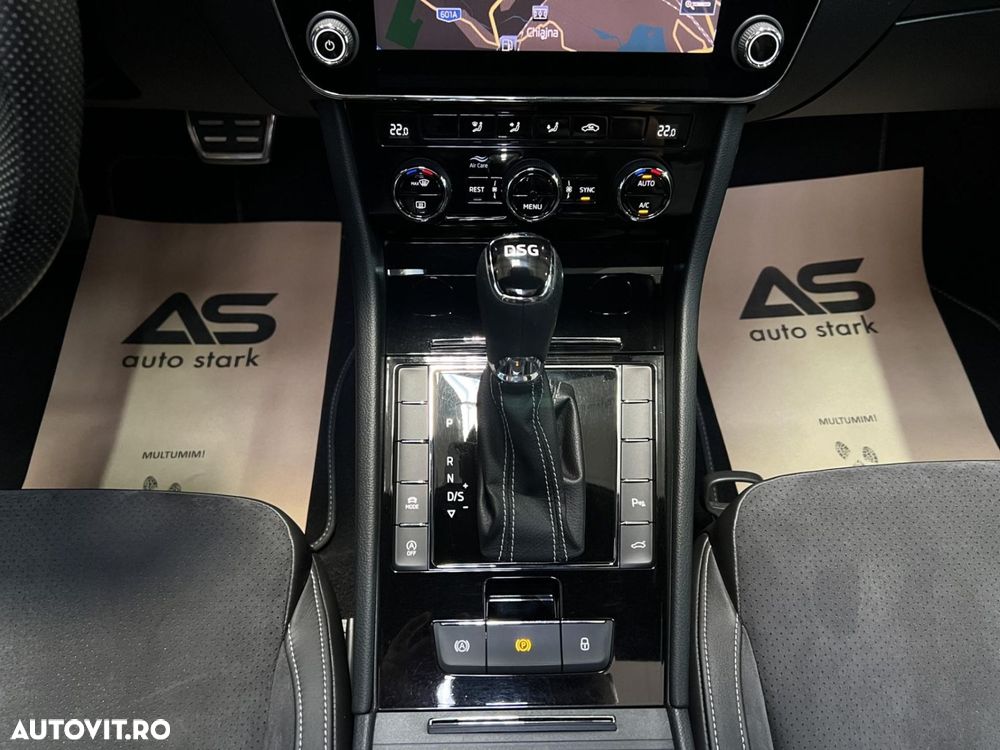 Skoda Superb 1.4 TSI ACT DSG SportLine - 35