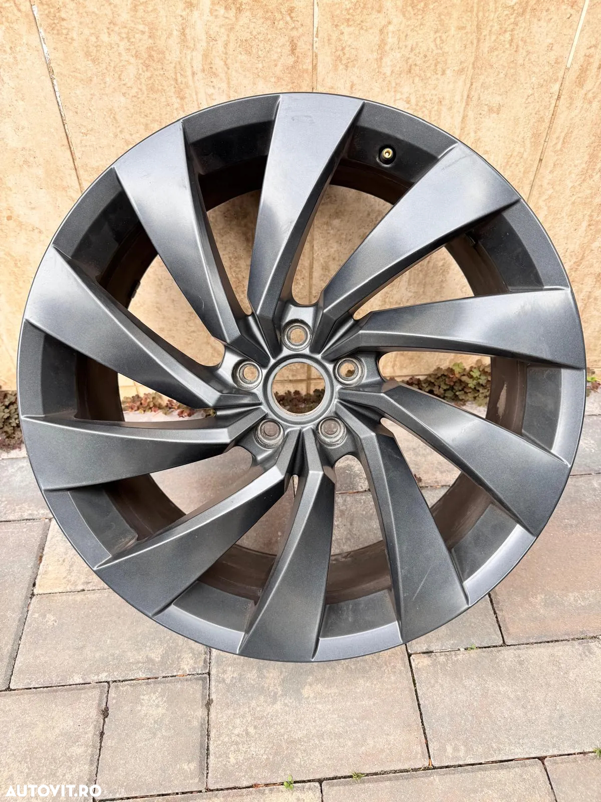 Volkswagen ARTEON 2.0 TSI DSG R-Line - 17