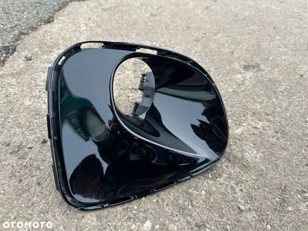 toyota avensis t27 81482-05040 kratka - 4