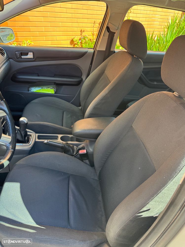 Ford Focus SW 1.6 TDCi Trend - 15