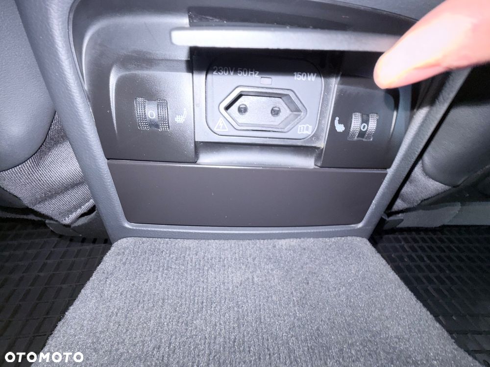 Audi A4 Avant 2.0 TDI - 16