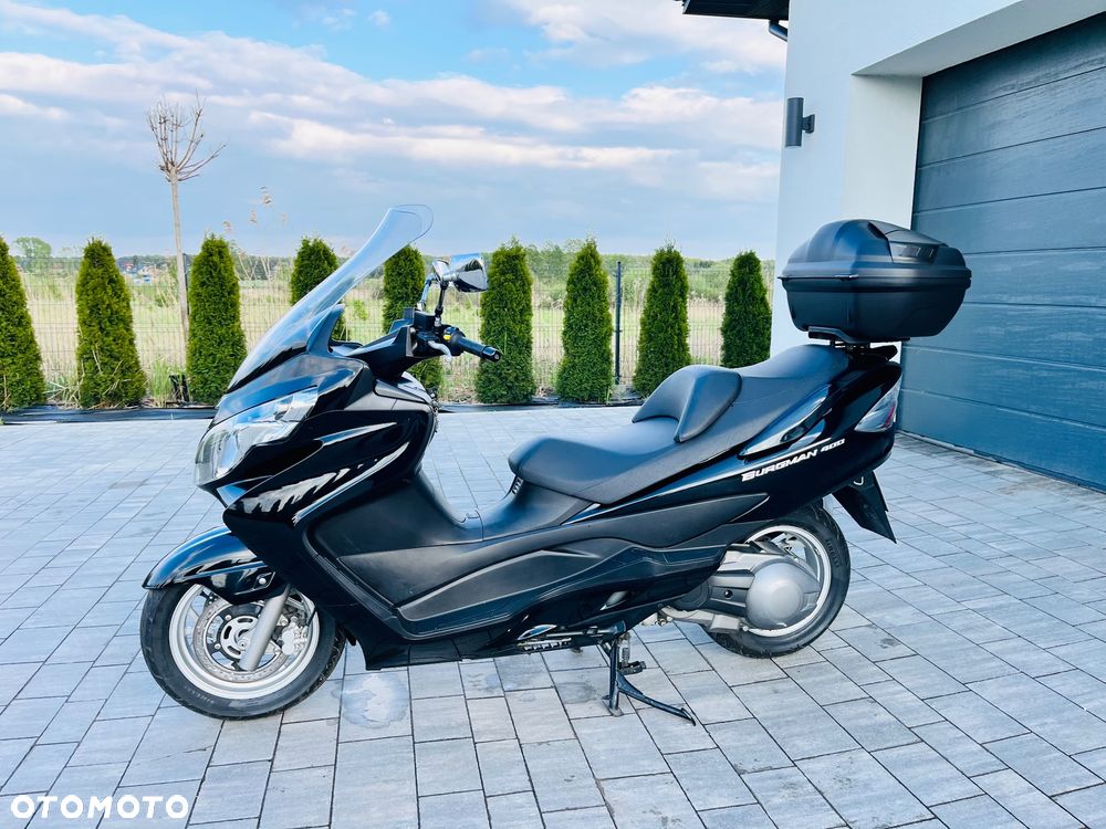 Suzuki Burgman - 4